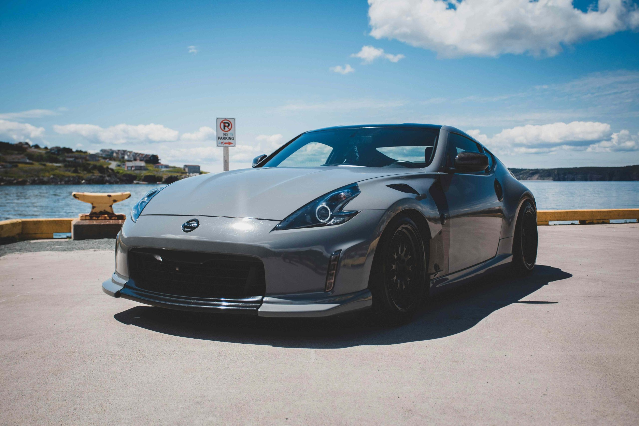 Stay Active and Mobile with Rent a Car in Dubai